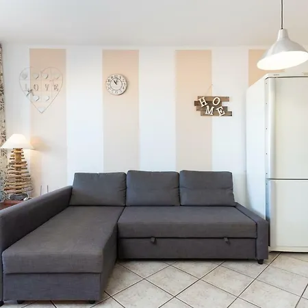 2 Bedrooms Flat In Sol Апартаменты Адехе