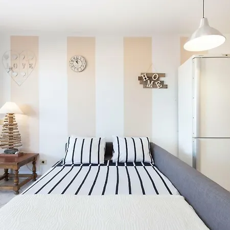 2 Bedrooms Flat In Sol Appartement