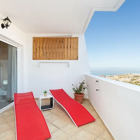 2 Bedrooms Flat In Sol Апартаменты